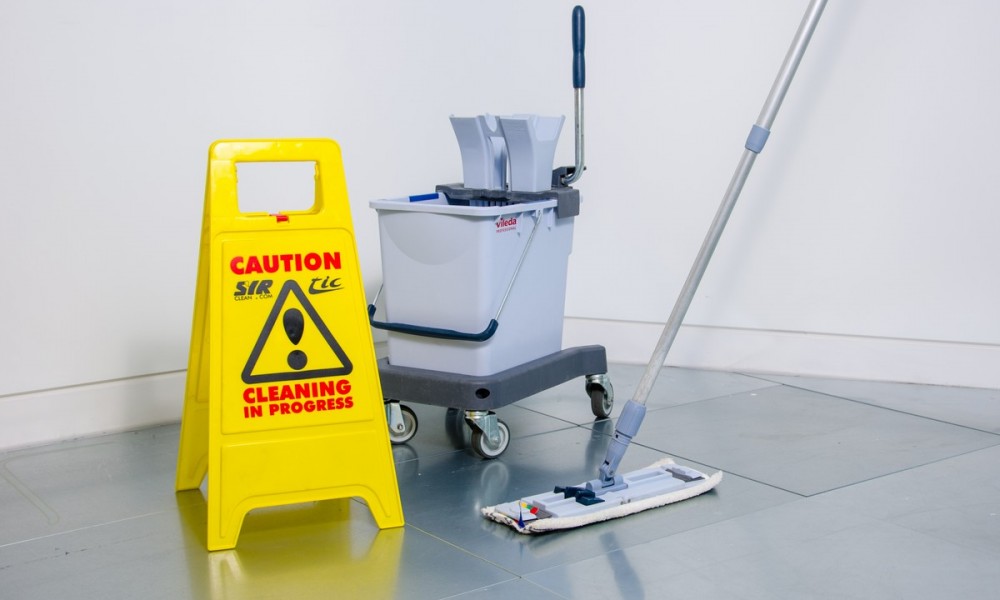 How to Improve Your Commercial Carpet Cleaning Services